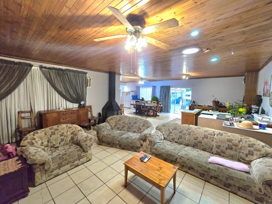 6 Bedroom Property for Sale in Panorama Free State